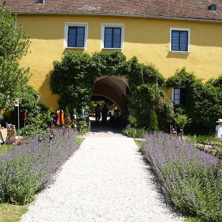 Bed and Breakfast Marienschlössl Wiedendorf Exterior foto